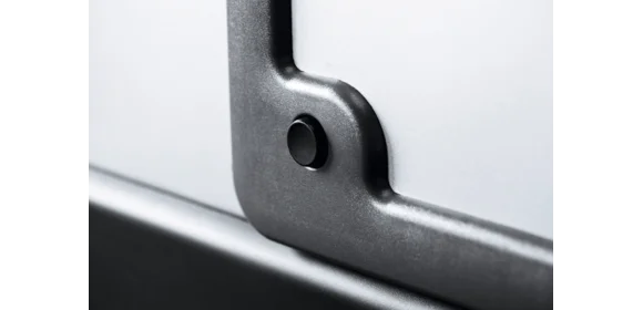 Knopf mit Magnet