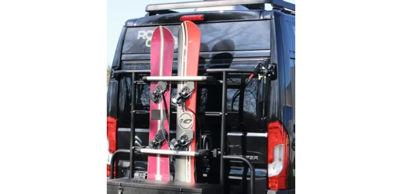 Ski/Snowboard-Kit 4 Skis o.2 Boards