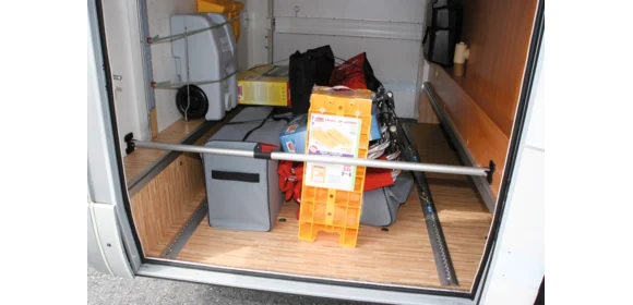 Luggage Bar