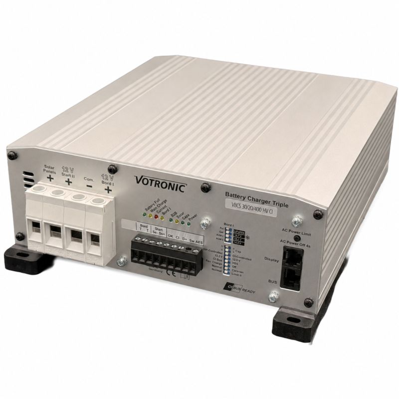 Votronic VBCS 30/20/400 Triple HV CI 3270 – 30A B2B-Ladewandler, 20A Netzladegerät & 400Wp MPPT-Solarladeregler