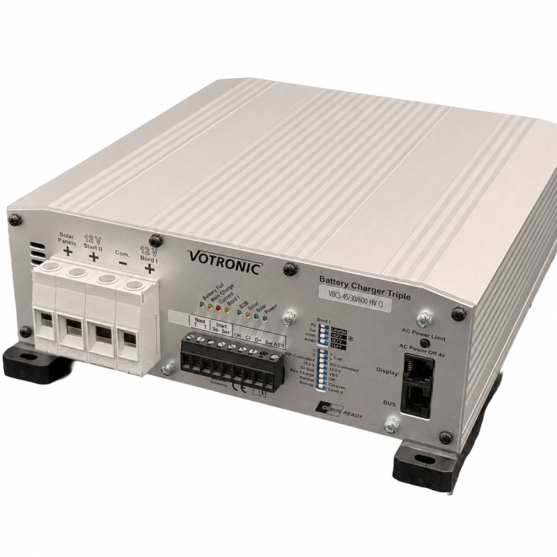 Votronic VBCS 45/30/600 Triple HV CI 3271 – 45A B2B-Ladewandler, 30A Netzladegerät & 600Wp MPPT-Solarladeregler
